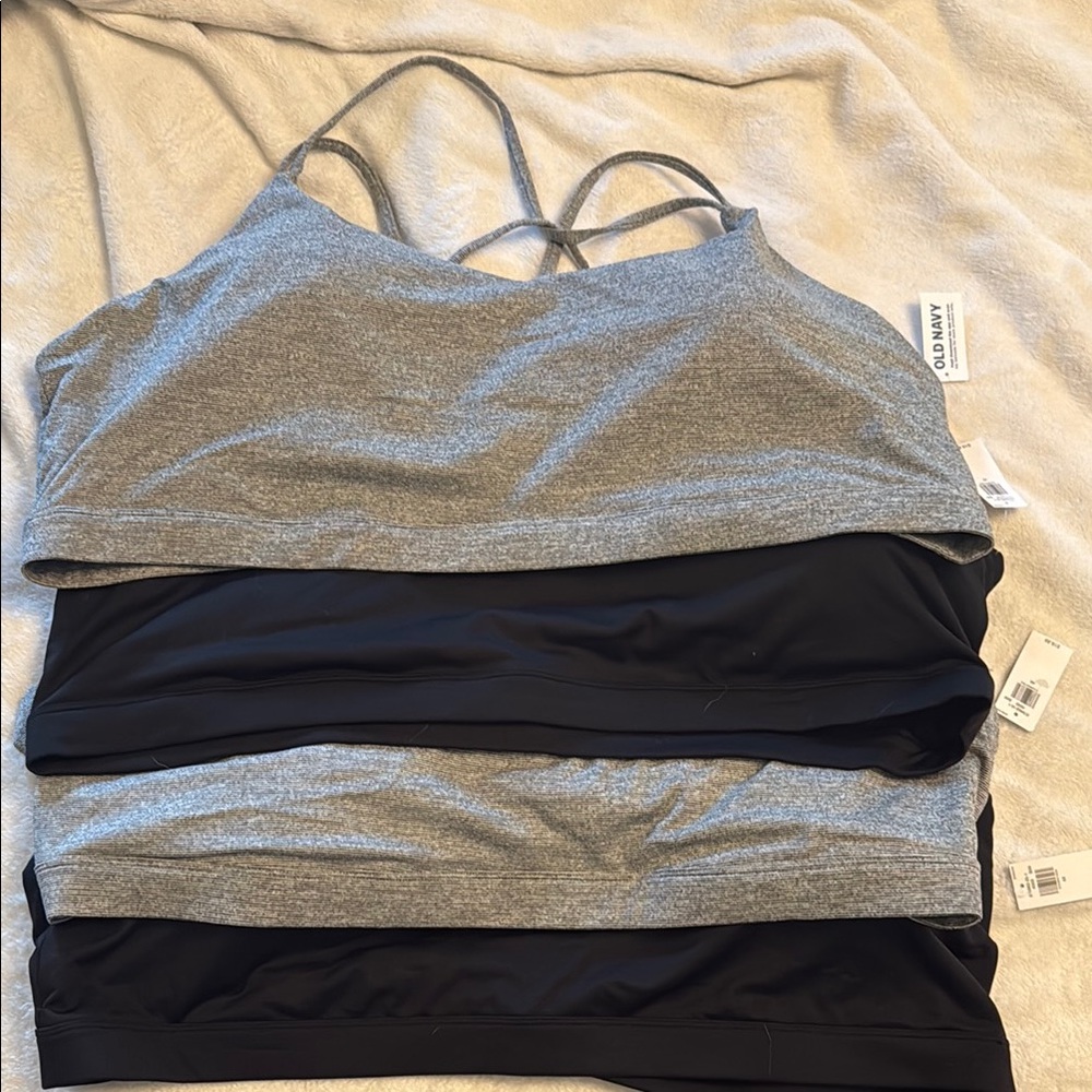 4 NWT Lot of Old Navy Sports Bras
